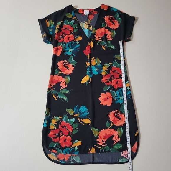 A New Day Floral Short Sleeve V-Neck Dress - Picture 8 of 16